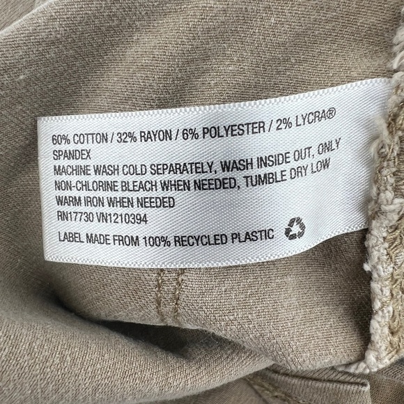 Universal Thread Tan High Rise Jeggings Size 4 (27) Regular Women’s - Picture 6 of 6